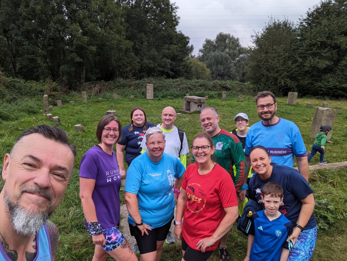 Recovery Runners Community (@recoveryrunner7) on Twitter photo What a turn out this morning.!!!. Welcome to Martin for his 1st RR Sunday morning and well done to all our GNR runners who represented our fantastic community last week
5k and 10k groups went out.
<a href="/alison_4life/">Alison Lowe OBE</a> <a href="/EbanieBridges/">Blonde Bomber π₯ππΌββοΈ</a> <a href="/dimpayet17/">Dimitri Payet</a> <a href="/BretC22/">Bret Crossley</a> <a href="/JackBateson94/">Jack Bateson</a> <a href="/CANections/">Canal Connections CIC</a> What a turn out this morning.!!!. Welcome to Martin for his 1st RR Sunday morning and well done to all our GNR runners who represented our fantastic community last week
5k and 10k groups went out.
<a href="/alison_4life/">Alison Lowe OBE</a> <a href="/EbanieBridges/">Blonde Bomber π₯ππΌββοΈ</a> <a href="/dimpayet17/">Dimitri Payet</a> <a href="/BretC22/">Bret Crossley</a> <a href="/JackBateson94/">Jack Bateson</a> <a href="/CANections/">Canal Connections CIC</a>