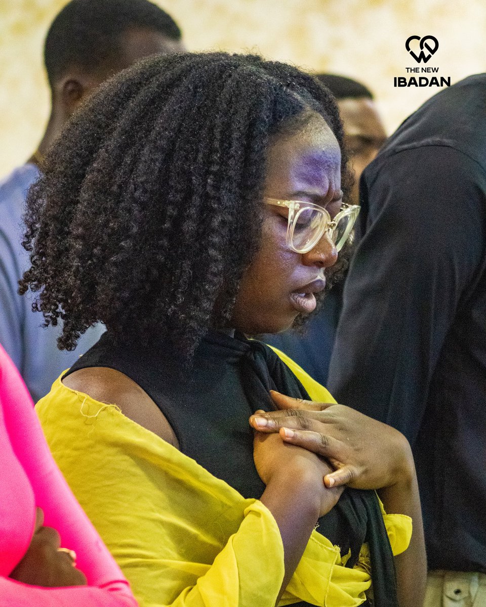 WeAreTheNew_Ib's tweet photo. Father, what an honor to be ordained and anointed; basking in the rhythm of Your Love. 

#wearethenew    #TBC3
#wearethenewibadan 
#ilovethischurch https://t.co/eh545xikdH