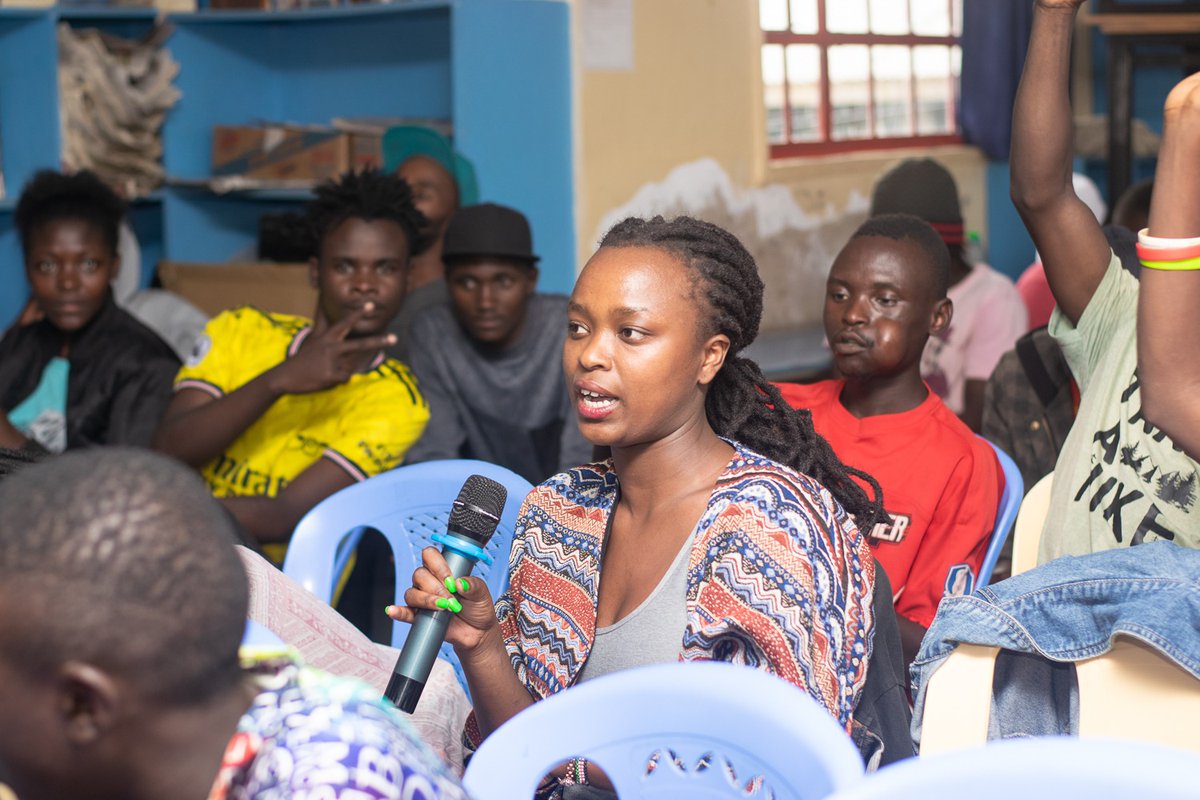 mukuru_cjc's tweet photo. Change does not roll in on the wheels of inevitability, but comes through continuous struggle and so we must straighten our backs to hold our leaders accountable for a better community and a country.
#StoryZaBase
#YouthVoice https://t.co/ekTAmIxnr0
