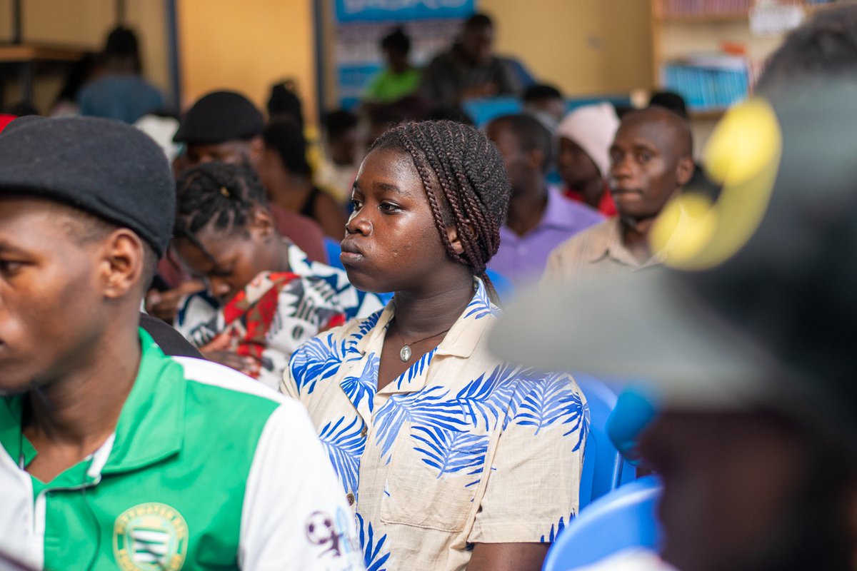 mukuru_cjc's tweet photo. Change does not roll in on the wheels of inevitability, but comes through continuous struggle and so we must straighten our backs to hold our leaders accountable for a better community and a country.
#StoryZaBase
#YouthVoice https://t.co/ekTAmIxnr0