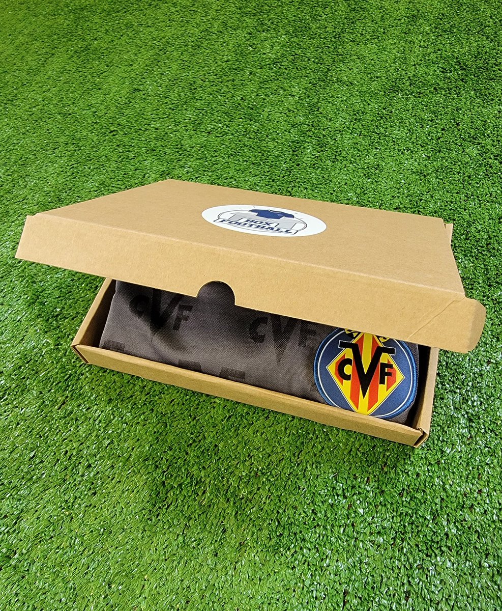 BoxFootballFRA's tweet photo. Une pépite de 2010-2011 pour vous régaler 🫠
https://t.co/G3VjIoVN93 ✅️
#BoxFootball #Football #FootballShirt #Vintage #Villarreal https://t.co/5DHN01qhQh