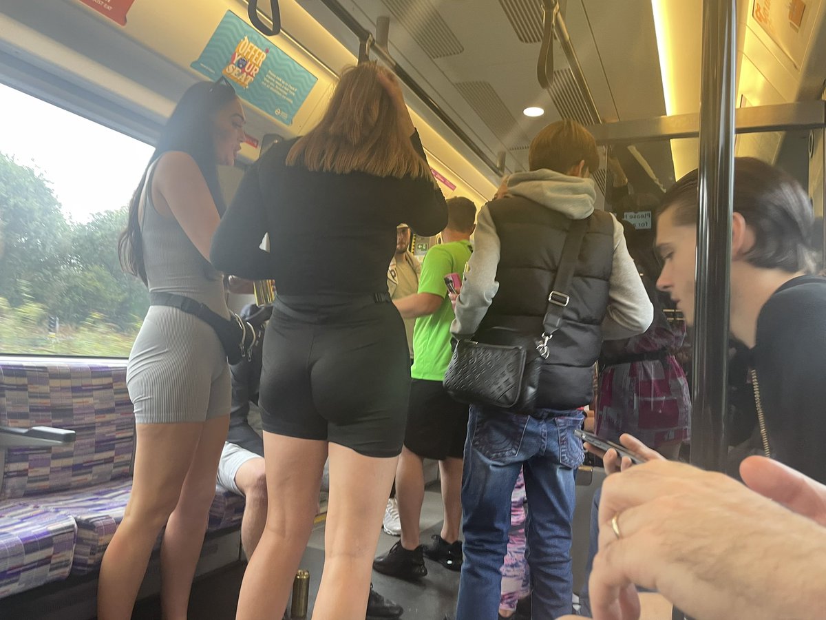 MarekRob1's tweet photo. @TfL used Elizabeth line, this bunch step out at Ealing Broadway, bunch of girls and guys, highly intoxicated and taking drugs on board, https://t.co/Q1l46vthua