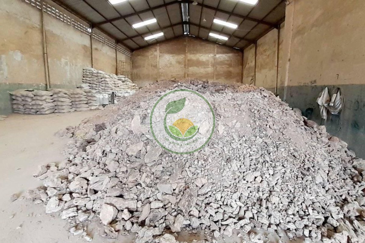 damarbatu's tweet photo. 🇲🇨 UD. Thessa (Damar Batu Indonesia Exporter)

⏱️ Ready Stock Bombay Quality &amp; Kalkuta Quality

🔗  Bombay Grade at $ 625 per MT (CNF)

🔗 Kalkutta Grade at $ 575 per MT (CNF)

☎️ Phone/WhatsApp at +62821-5447-8997 (Dodik)

🔗 Visit Our Website at https://t.co/g6XQ5z4qjk https://t.co/1b6HZQskIq