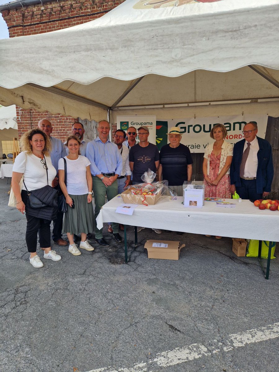 Dupouy Isabelle (@isabelle_dupouy) on Twitter photo TrĂšs belle journĂ©e Ă la FĂȘte de la Pomme et du cidre de Boue. Beaucoup d'animation sur le stand <a href="/GroupamaNordEst/">Groupama Nord-Est</a> TrĂšs belle journĂ©e Ă la FĂȘte de la Pomme et du cidre de Boue. Beaucoup d'animation sur le stand <a href="/GroupamaNordEst/">Groupama Nord-Est</a>