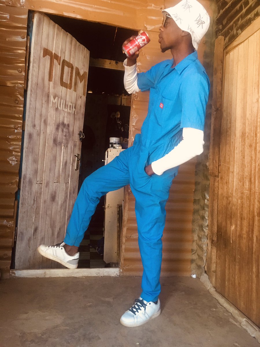 TMulhongeni's tweet photo. Muloh
Sometimes I’m sad, sometimes I’m happy

Give me a company… because I don’t know what’s over me…
Every time I’m over thinking

#Highlights @EveryoneActive https://t.co/FkE6V9TsEh