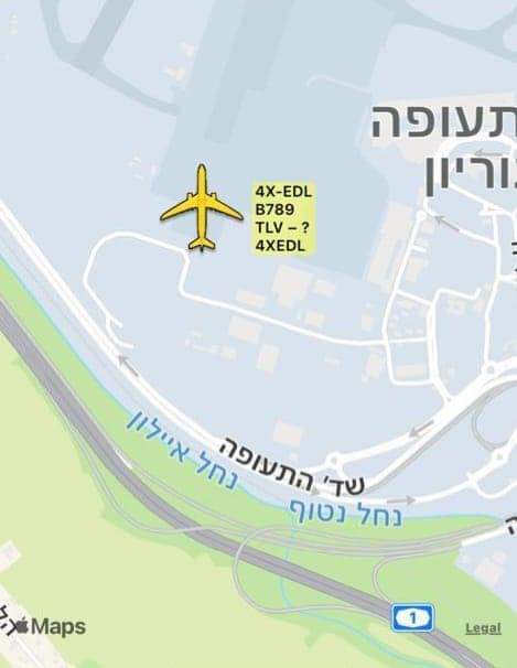 Shaulirena's tweet image. אורי משגב:

מסעות הדיקטטור. חילול קדושת החג.

זה המטוס שמתוכנן להטיס הלילה את בני הזוג נתניהו לטיול מחוף לחוף בארצות הברית. 8 ימים על חשבוננו.

בשעות האחרונות ניכרת פעילות במטוס, כולל הדלקת טרנספונדר לפחות 4 פעמים. עמוק בתוך החג. לידיעת השותפים הקואליציוניים וגם קני רוזנברג,…