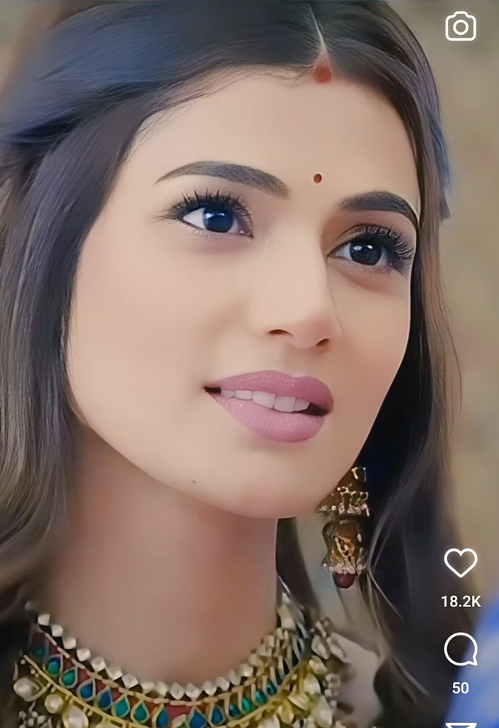AngelvVaishnu's tweet photo. Simply aesthetic 🤏❤️
Evil eye's off 🧿
#SumitSingh #meetonzee #GhumHaiKisikeyPyaarMeiin https://t.co/Wqx4zMuUzw