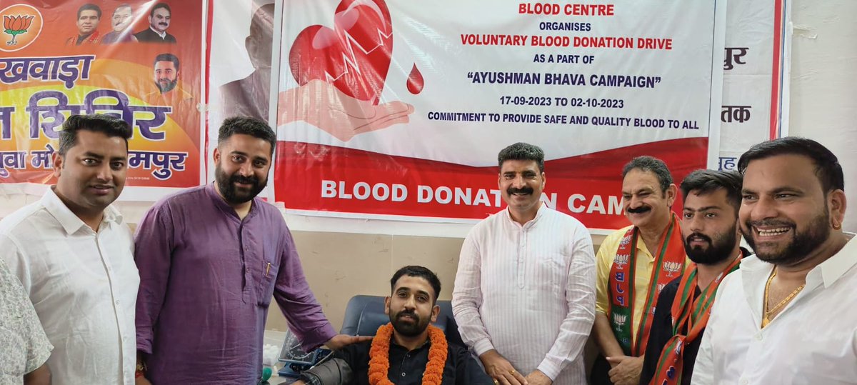 vivekguptaudh's tweet photo. Mega Blood  donation camp organised by @BJYM  at #Disst hospital #Udhampur on the occasion of birthday of most famous leader of world @narendramodi Ji in presence of State president of #BJYM @IArunPrabhat ji.
@BJP4JnK @blsanthosh @DrJitendraSingh @DrVikasPadha @sushantguptaudh https://t.co/0YLRvF8yVH