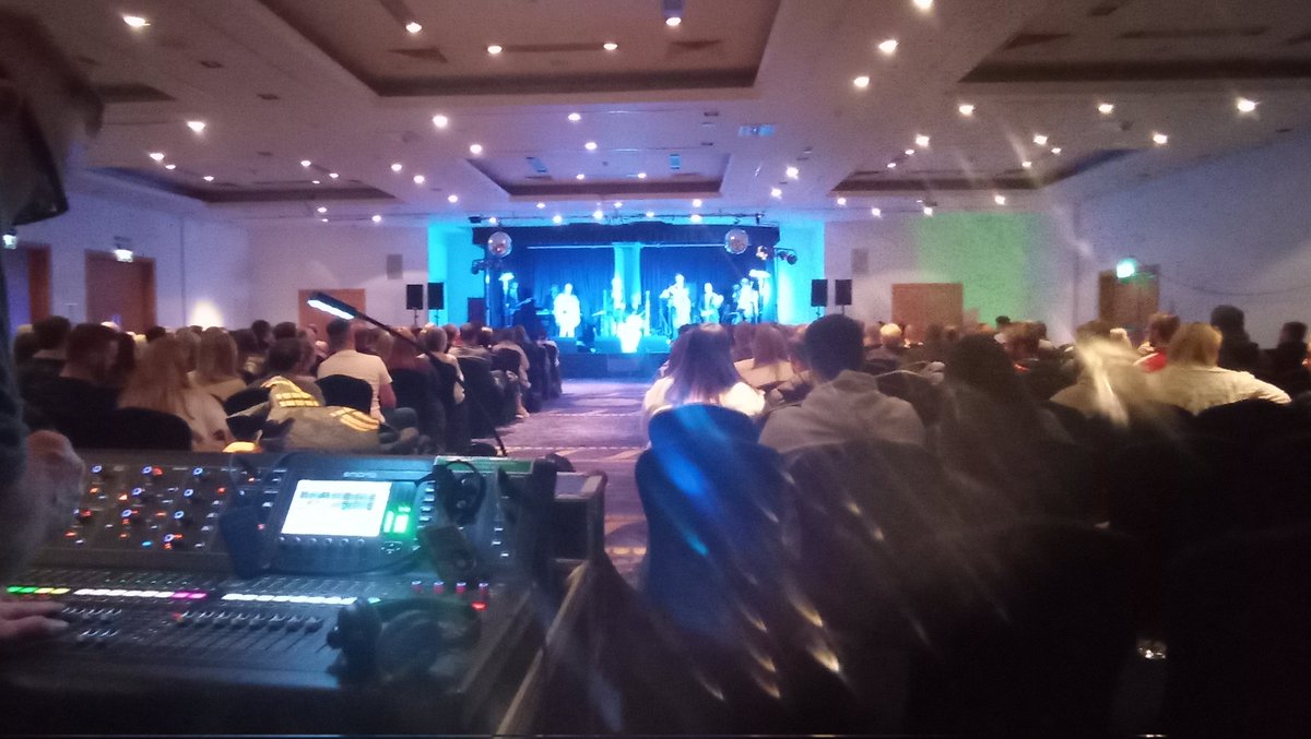 RFM_Audio's tweet image. Working the Wedding Showcase at the Park hotel in Kilmarnock today!