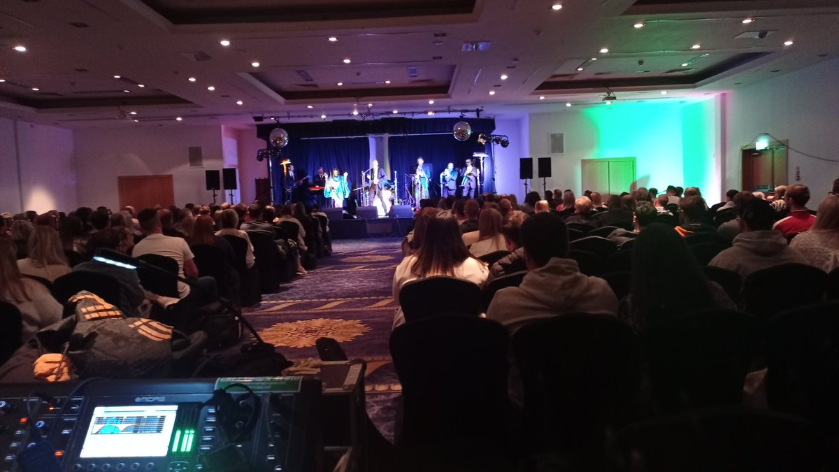 RFM_Audio's tweet image. Working the Wedding Showcase at the Park hotel in Kilmarnock today!