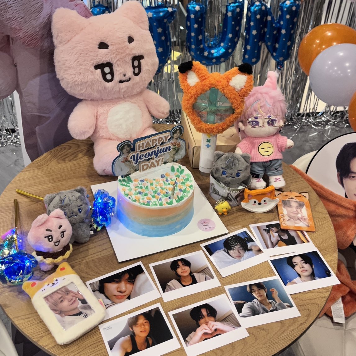 soobbangtu's tweet photo. first cse ๐ค thank u for organizing ate @jjundipity and ate @jjugyumiao13 heheh
#Yeonjun_InFullBloom
#YJ_InFullBloom @YIFB_YJ @muse_cyj @1309zip https://t.co/ooL7fFLcRw
