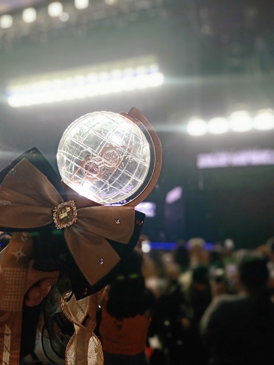 cheolminghao's tweet photo. Thankyou @deobiwon for the lightiny. ✨ https://t.co/YNorQql0Rb