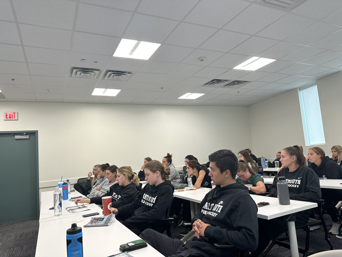 eggz_eleven's tweet photo. Thank you to @StevePGonzalez for leading a session on Imagery with our @DartmouthFH team yesterday. Great to put some of the outstanding research on #PCDE into action. https://t.co/6MLCYgZX8k