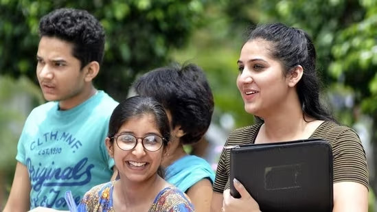 htTweets's tweet photo. #AKTU #UPTAC Counselling 2023: Round 1 choice filling process ends today, seat allotment results on September 18
https://t.co/CluRj27Xhq https://t.co/KmS1q3EJ2g