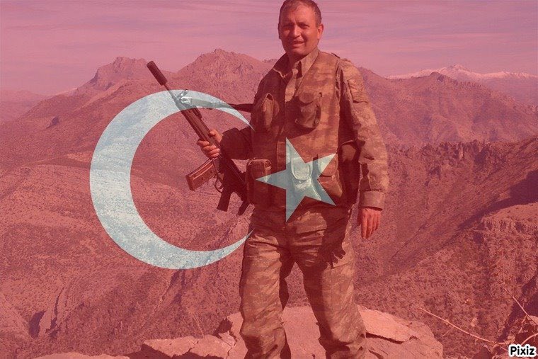 Ben önüne geleni yıkan vardığı yerde iz bırakan çekilmez kasırgayım diyorum;
siz rüzgarla korkutmaya çalışıyorsunuz.

Ben zifiri karanlığım,geceyim diyorum
siz sabahla korkutmaya çalışıyorsunuz.

Ben kayıyım,çerkez,avşar,24 oğuz boyundan biriyim diyorum
Siz Nesepsizlerle