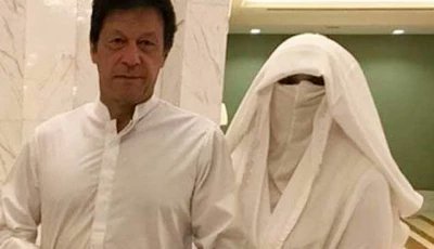 ashirazeemgill's tweet photo. سمجھ نہیں آ رہی پاکستانی عورت کا رول ماڈل کیا ہونا چاہئیے؟ 🤔
پڑھی لکھی ماڈرن، کام کرنے والی یا جاہل، تواہم پرست، ہیرے پہن کر جادو کرنے والی 😳 https://t.co/lS7p83Qnf6