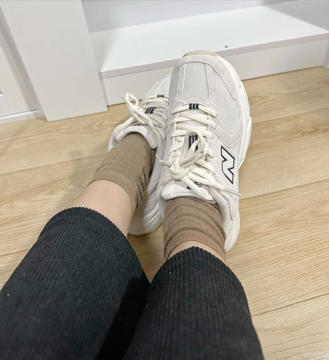 Alinnary_'s tweet photo. New balance MR530 สีSH ที่ใส่ออกงานแทบทุกวัน คือมันเบา ใส่สบายมาก ไม่กัดเท้า รับประกันใส่เดิน5ชั่วโมงก็ไม่กัด👟

พิกัด👉🏻 https://t.co/OCyN6PXXKQ https://t.co/4RPUjlFw6W