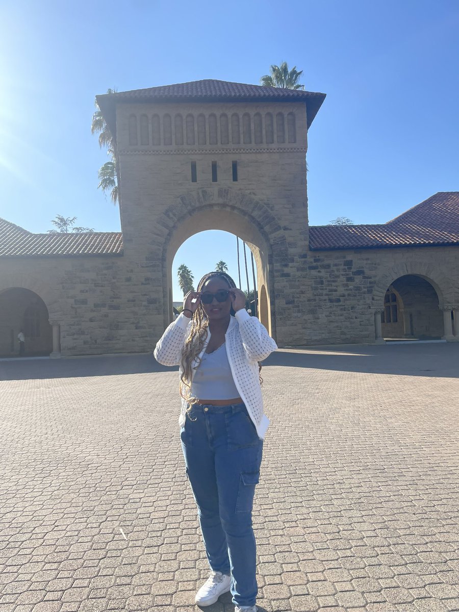 Kudzai_Chivenga's tweet photo. @Stanford, you're the golden gem of the Golden State! 🌟 Now, it's back to Cambridge for my final year adventure. 🎓✈️ #GoldenStateGems #CambridgeBound" https://t.co/GcBoQSMebh