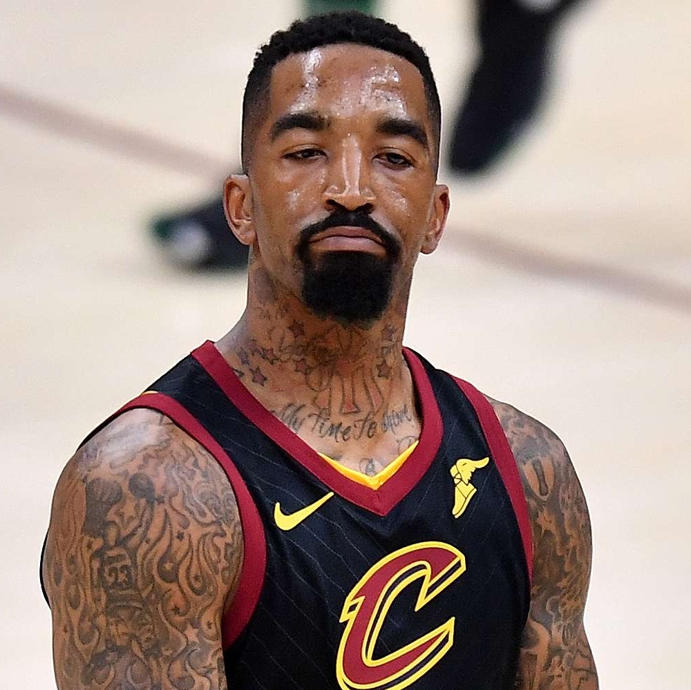 LegionHoops's tweet image. J.R. Smith says he regrets his old spending habits, per @IAMATHLETEpod.

“I could have fed my whole community 10 times over with the money I was [paying in fines] for being late on the bus. We’d rather go throw $60K in the strip club than go feed 2,500 people in the hood.”