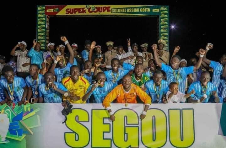 regiondesegou's tweet photo. Après notre victoire au #biennale #artistique,  Hier Ségou est devenu champion de la #coupe Assimi en battant #Bamako en finale 🥳❤️

Un sentiment de fierté
Yan de yé #Ségou yé♥️🫶🏽 https://t.co/K9kJVGAOWr