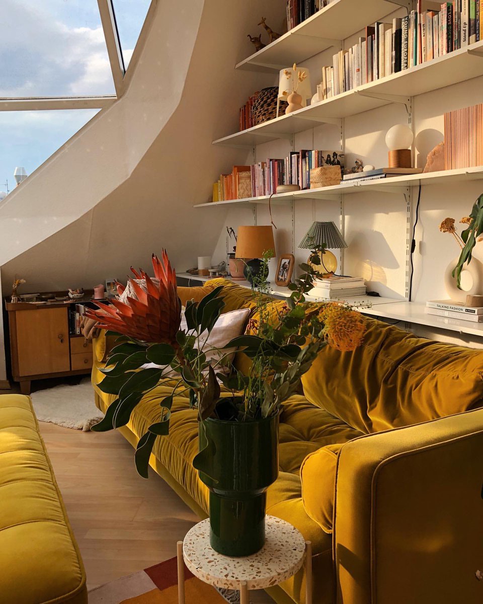 designdocument's tweet photo. Hannah Calma's Glass Ceiling Living Room ☁️🍂 https://t.co/Nef44GDnbi