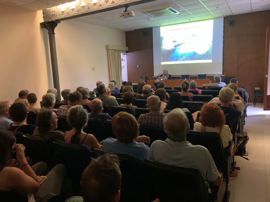 ADF132's tweet photo. "L'aigua és vida" gran xerrada ahir a Font-rubí,  gràcies a els organitzadors per convidar a l'ADF local. #somterritori, https://t.co/KL3oK8aWp0