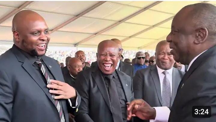 MChikanzi's tweet photo. Mature politics kwete zvana Niky https://t.co/L5YxsKCfS1