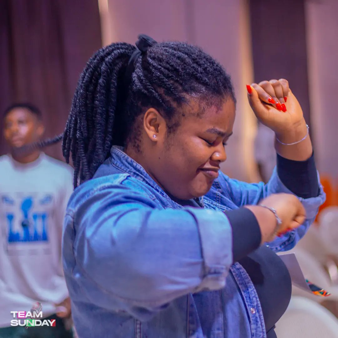 DcYouthChurch's tweet photo. You alone art worthy Lord, to be praised and adored

You’ve been faithful Lord, from the ages past, that is why your reign (oloruko nla) is forever more
#TEAMSUNDAY
#Backtobasics
#dominioncityyouthchurch
#churchunleashed https://t.co/ODqKB6ssN7