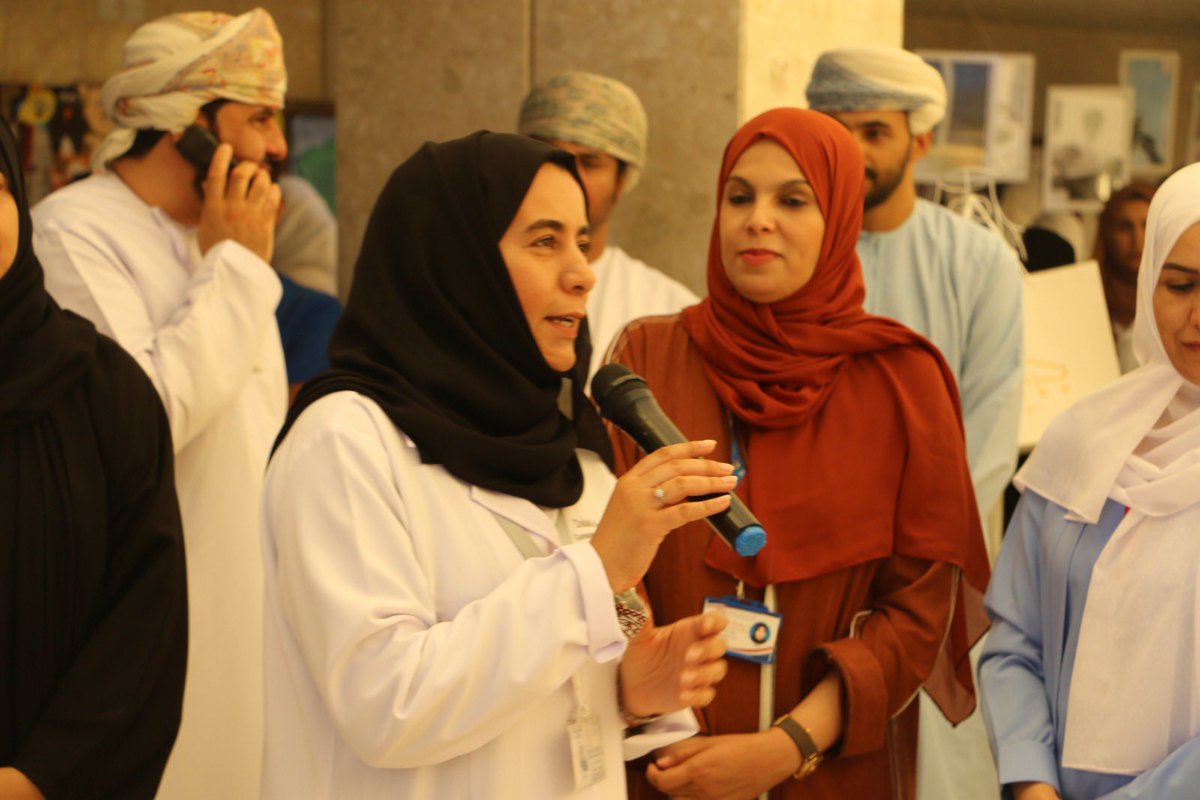 dghs_dhahirah's tweet photo. في اطار السعي من أجل إيجاد  بيئة عمل إيجابية ، افتتح قسم التمريض بمستشفى عبري معرض مواهب تمريضية�� حيث تم عرض العديد من المواهب والافكار التي صنعت جمعيها بأنامل  تمريضية، لتعكس الوجه الاخر للتمريض ، فـالتمريض رعاية وعناية وإبداع وابتكار.
#صحية_محافظة_الظاهرة https://t.co/YotsW4uWeq