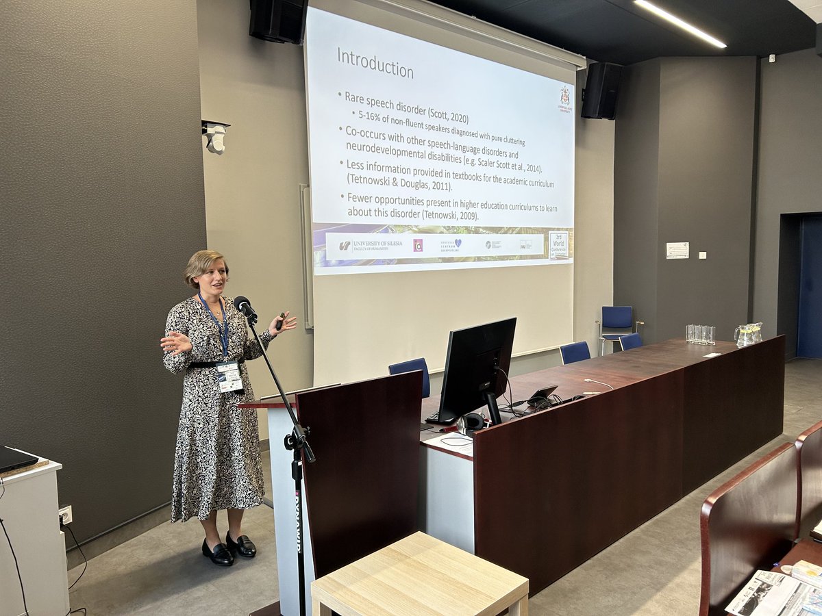 Talking (with my hands) about international comparisons of cluttering curricula at #icaconference2023 <a href="/ICAcluttering/">International Cluttering Association</a>