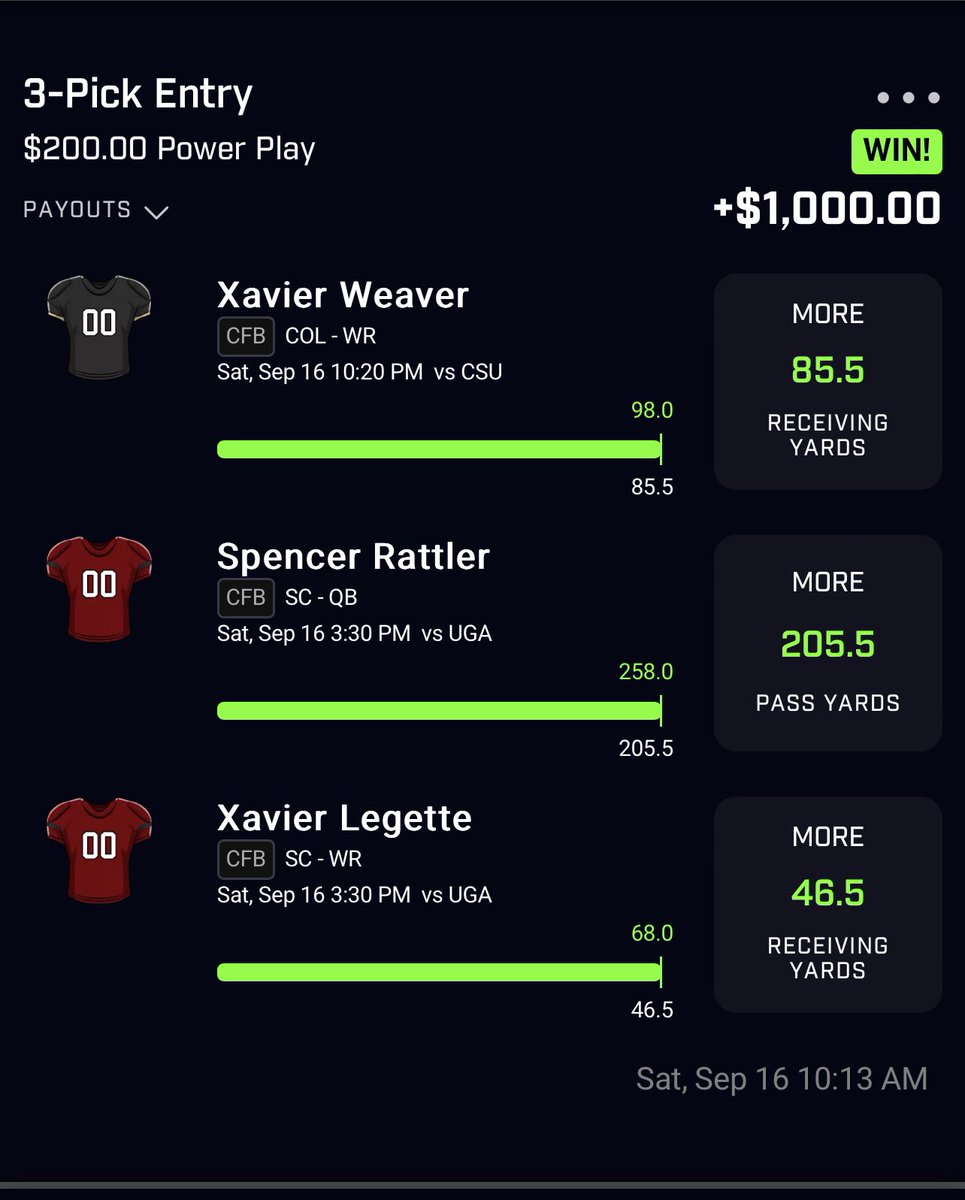 SportsLayDown tweet media