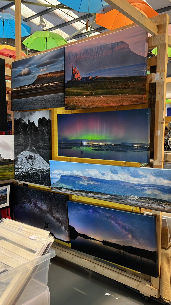 Great atmosphere today @StrandhillSPM and speaking of atmosphere, my new aurora canvas has arrived!