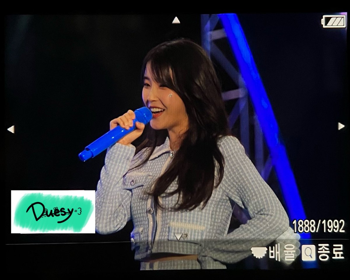 duesy_09's tweet photo. 아이유 우리 모모콘 프리뷰 
#아이유 #우리은행 #우리모모콘 https://t.co/30Uzdzt3if