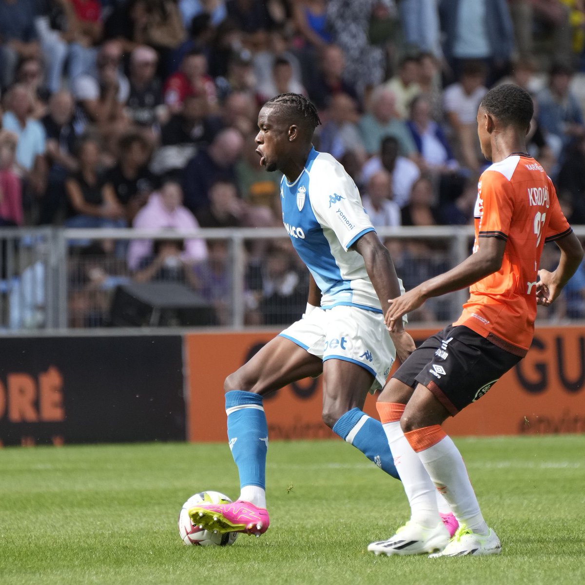 jossl1_'s tweet photo. 🚨 C’EST FINI ! Le FC Lorient arrache le point du nul à la dernière seconde face à l’AS Monaco, 2-2 ! 🤯🇫🇷

⚽️ Tosin 
         ⚽️ Golovin 
         ⚽️ Balogun 
⚽️ Faivre

#FCLASM https://t.co/rpgV1HRBrQ