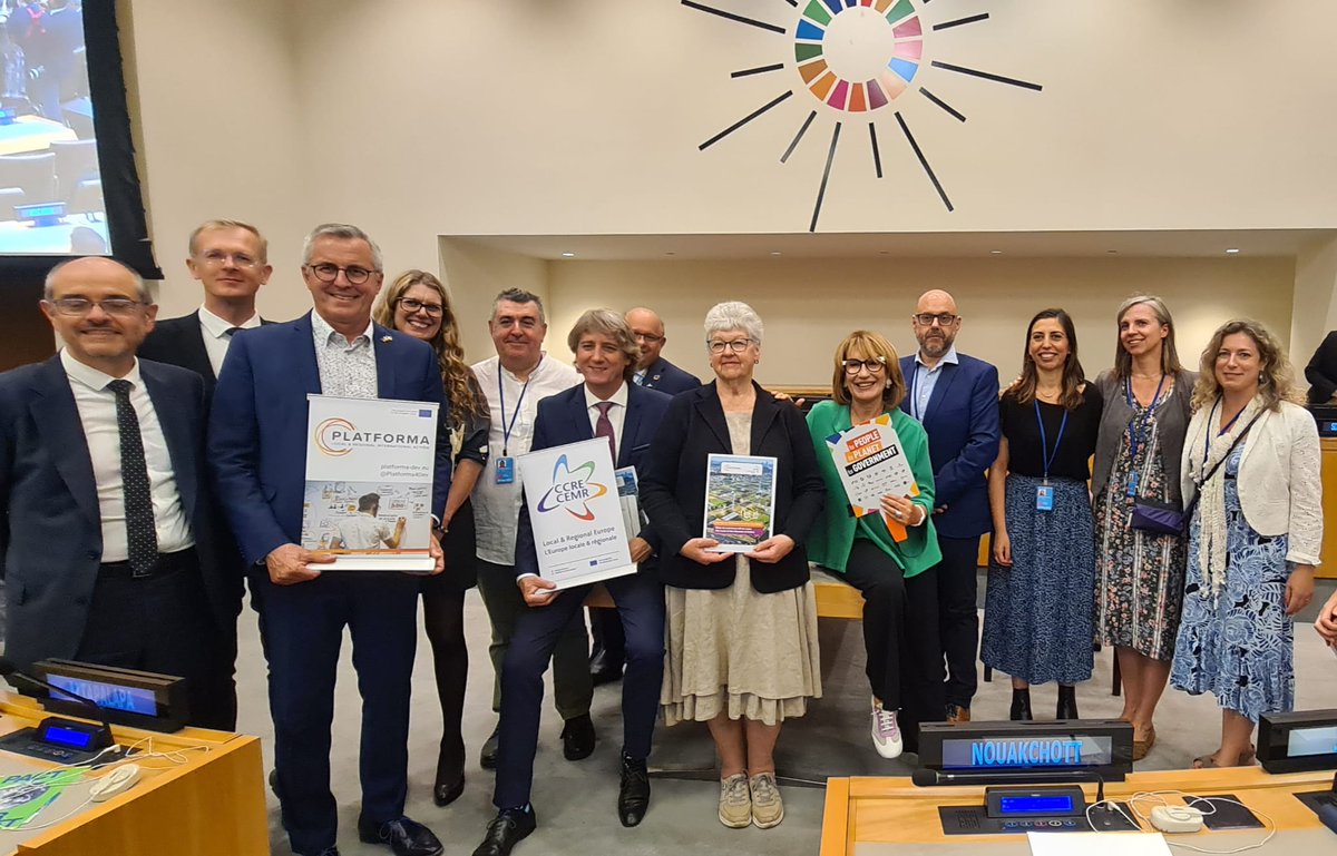 Mayors &amp; #localgov elected representatives of <a href="/CCRECEMR/">Council of European Municipalities and Regions</a> <a href="/Platforma4Dev/">PLATFORMA</a> <a href="/GlobalTaskforce/">Global Taskforce</a> delegation are taking part today to the "acceleration" day of the #SDGActionWeekend in New York! 

platforma-dev.eu/mayors-mobilis…