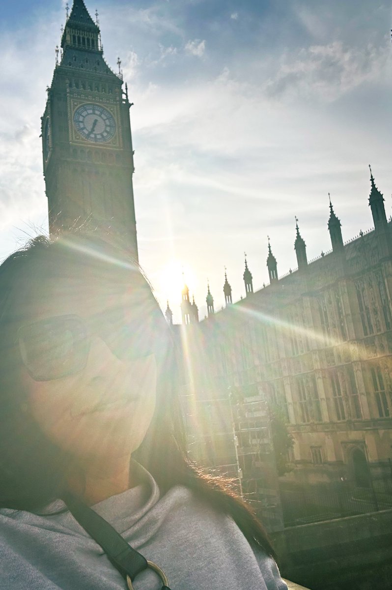 GSolizEM's tweet image. It took a trip across the pound to finally catch up on “X”. Greetings from #London! #TrainingGrind #TTXmode #LoveWhatYouDo
