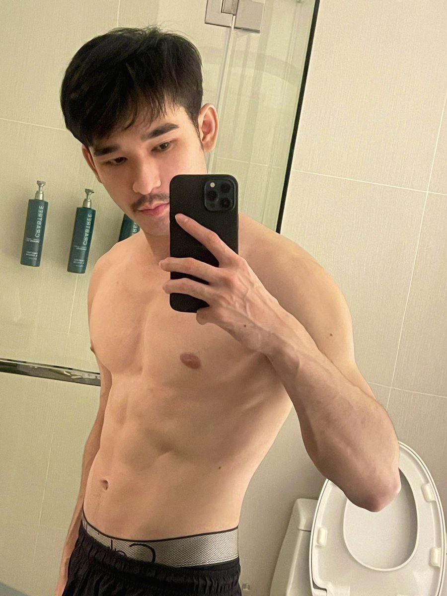 ชุนโจ tweet media