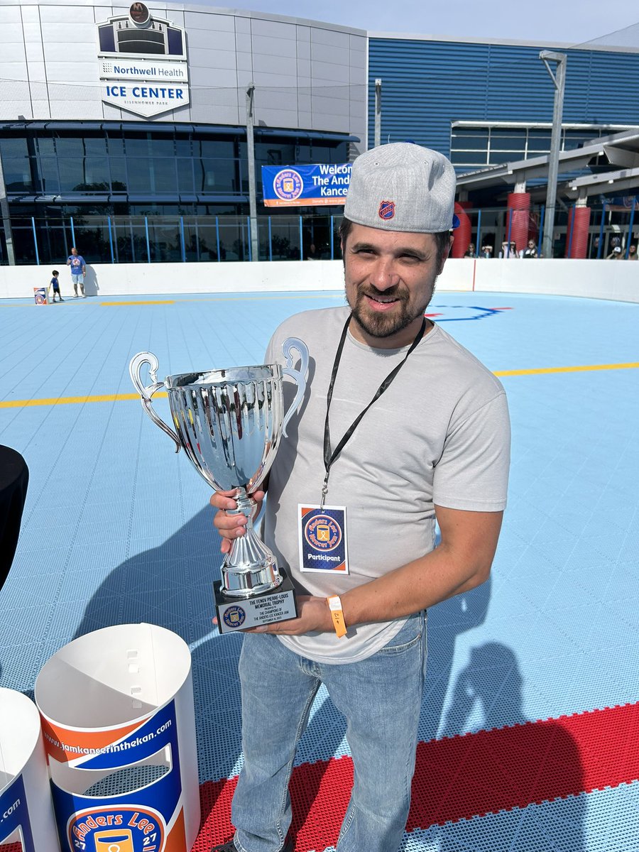 bigapplehockey's tweet photo. Our own Anthony LaRocco won the Anders Lee KanJam event for a great cause yesterday! Anthony went on to give trophy to kid and family battling cancer @ALaRocco0801 #isles #kanjam #anderslee #andersleekanjam https://t.co/tymQcldLSp