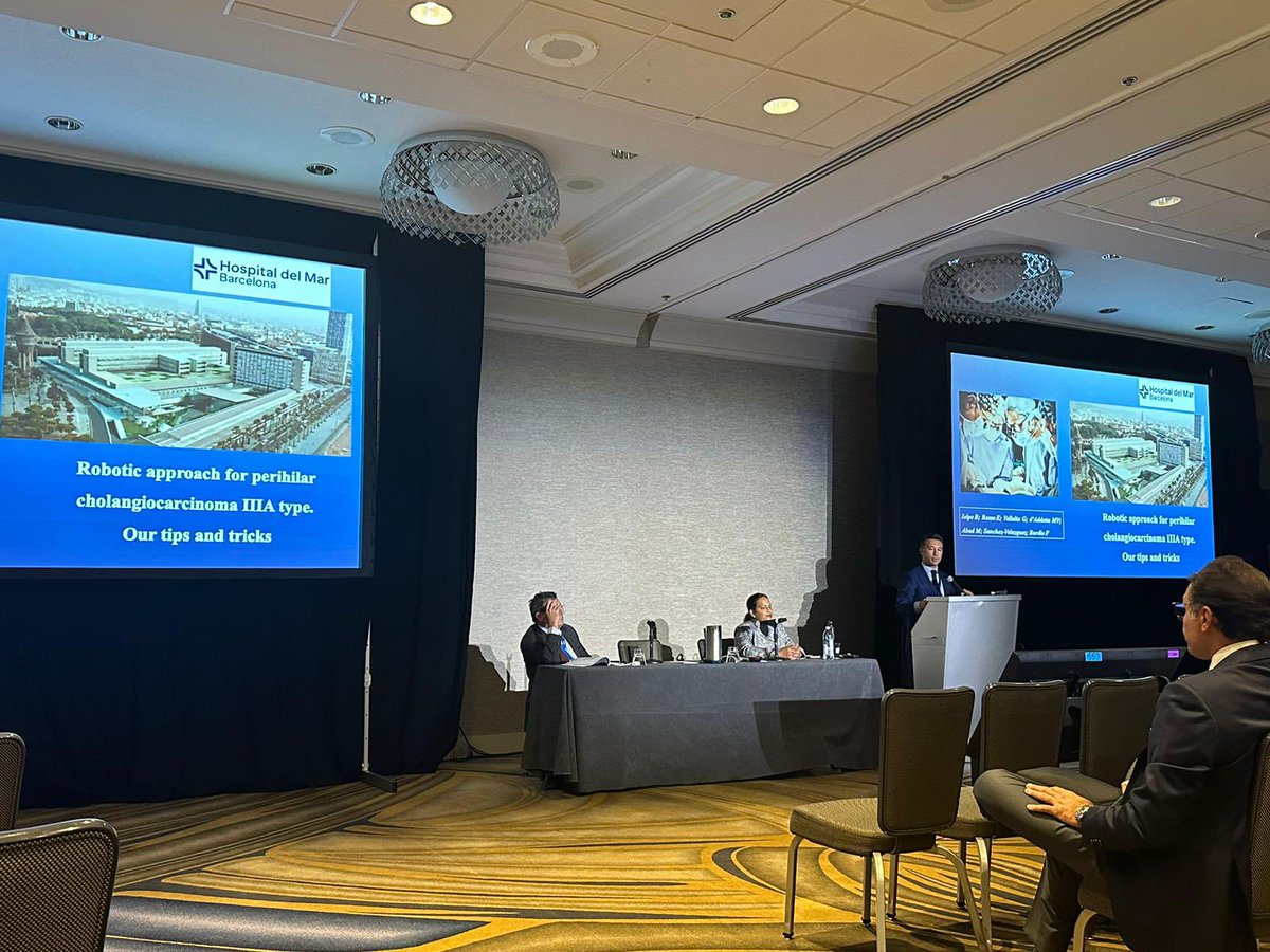 HpbMar's tweet photo. Such an amazing meeting from the CRSA at Chicago where we shared experience and knowledge among colleagues and friends from all around the world.
See U next year at Rome 
@CirugiaSanchi @HoggNDMD @AISP_Pancreas @aechbp @AmCollSurgeons https://t.co/F0ykgJzHZn