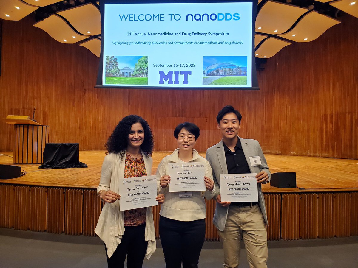Y_Jason_Zhang's tweet photo. Inspiring and vibrant experience at the #NanoDDS2023 Fortunate to be selected as one of the Best Poster Award recipients with my labmates from the Irvine and Love Labs 🧬 Many thx to the organizers ❤️ @kochinstitute @MITdeptofBE @MIT https://t.co/MSIghJWq6o