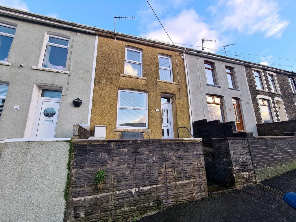 SmartLettings2's tweet image. New to market - 2 Bed Terraced House, John Street, Nantymoel, Bridgend, £750pcm. View details: smart-lettings.co.uk/propertydet.as…