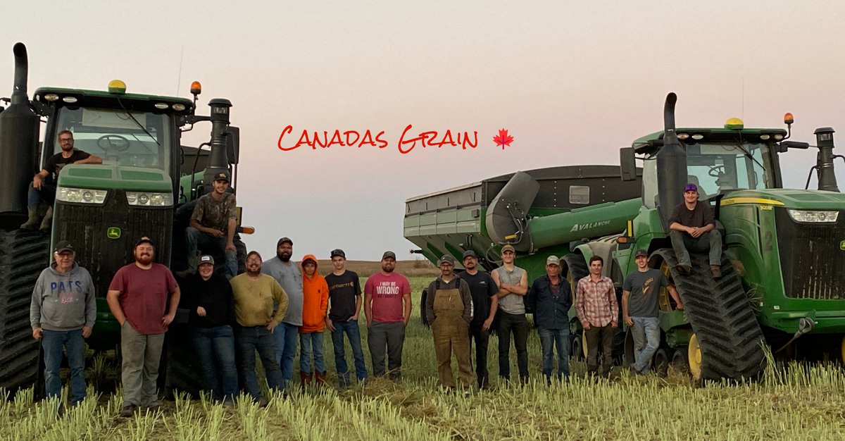 These awesome humans are part of the 2% of Canadians that are farming - feeding you &amp; me and the rest of the world!

Melville, Saskatchewan
<a href="/lpetersenfarms/">Lee Petersen🧢</a> <a href="/TysonPetersen4/">Tyson Petersen</a>
<a href="/JeffPizzey/">Jeff Pizzey</a>
#harvest23 #CanadasGrain