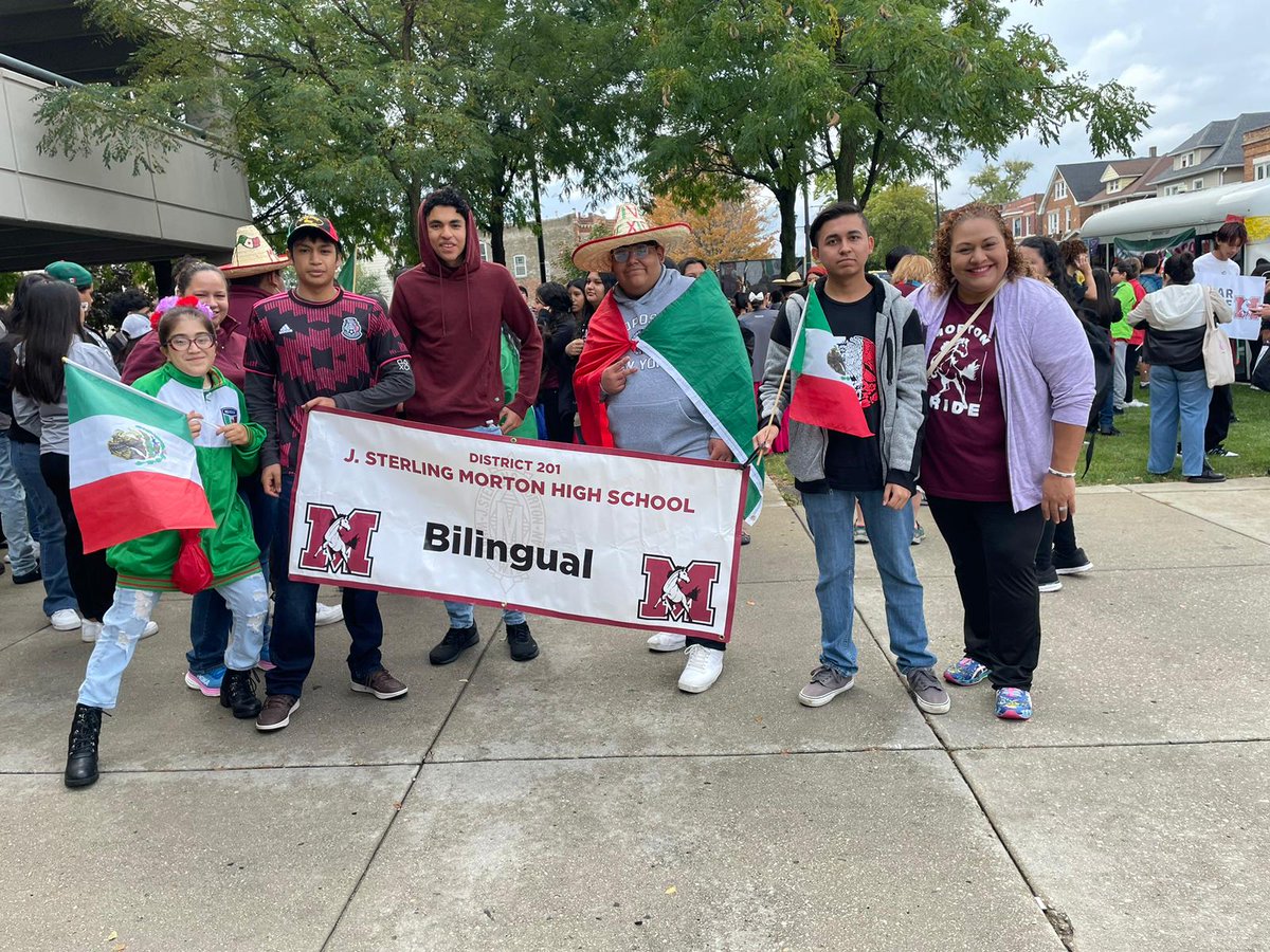 MEBClub's tweet photo. 🇲🇽Gracias a todos los que participaron en este desfile.🇲🇽 https://t.co/KQUj79rFJl