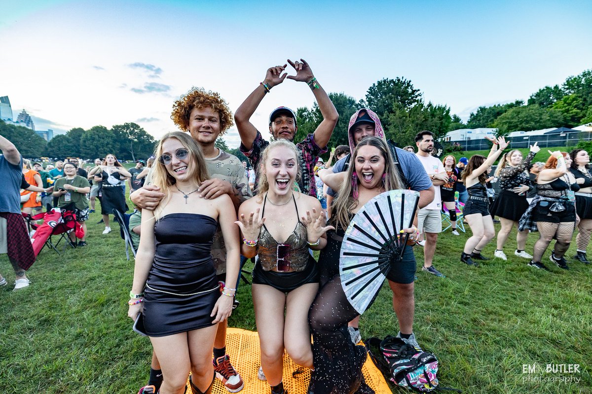 Coolest cats in the jungle 🐆

📸: Emily Butler