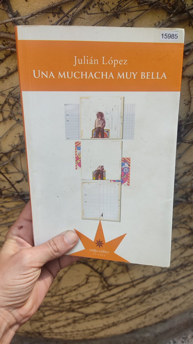 virluco's tweet photo. En un mismo finde terminé de leer Una muchacha muy bella y vi Jojo Rabbit. Sin buscar me encontré dos historias distintas pero con puntos comunes. La maternidad, las mujeres fuera de ese rol y las miradas de los hijos hacia ellas en contextos dónde se transpira horror. https://t.co/z68U2lWMPm