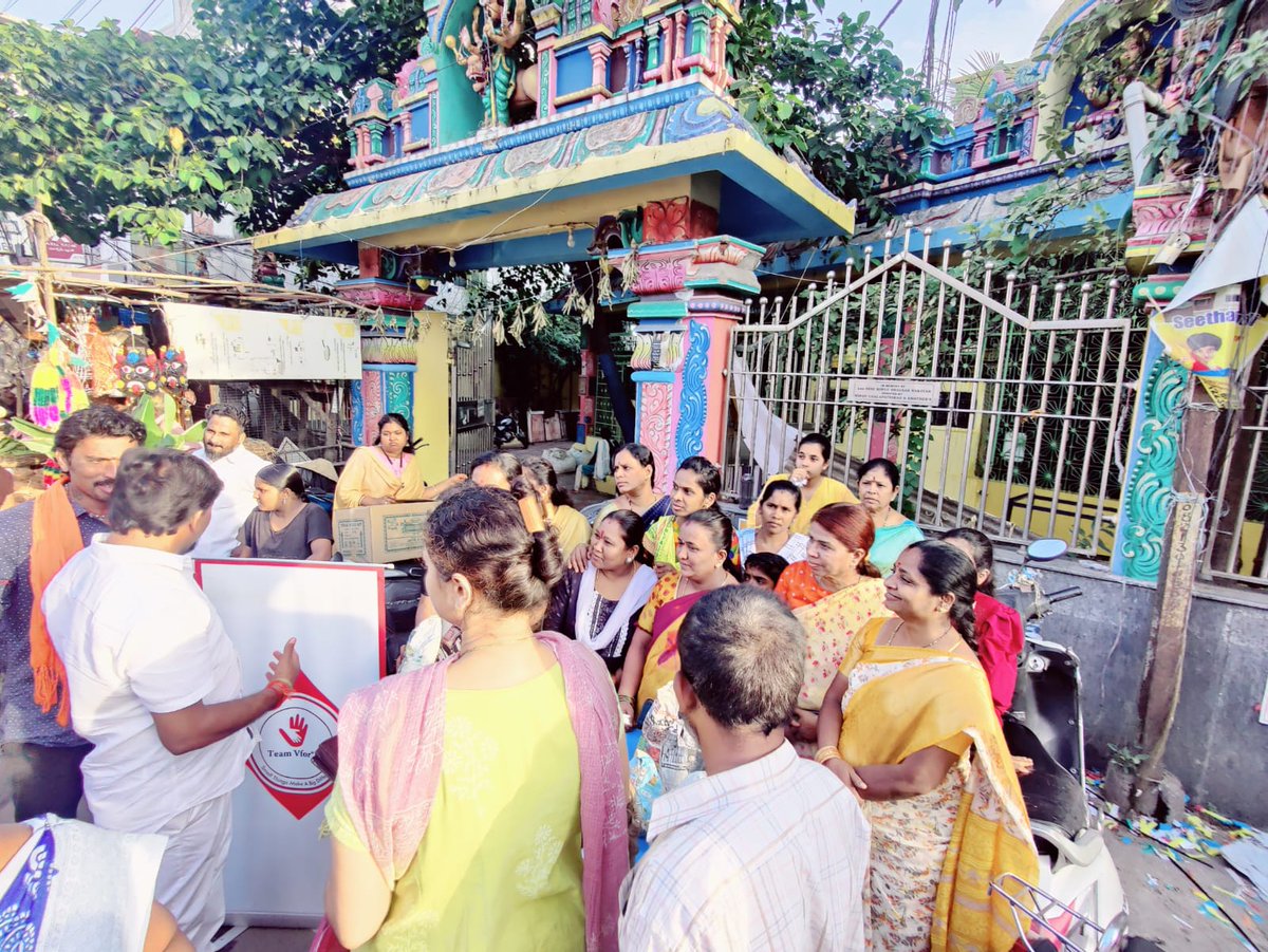TeamVforu's tweet photo. Today We distributed Free Eco Friendly Clay Ganesh idols at Chilkalguda Near Katta Maissama Temple.

Thank you so much @ShamSunderBJP and @Lingishetty9999 Special Guests for Distributing the Ganesh Idols.

It was a tribute to Mother Earth.
Thank You all for your endless Support. https://t.co/k9Ntm9oudo
