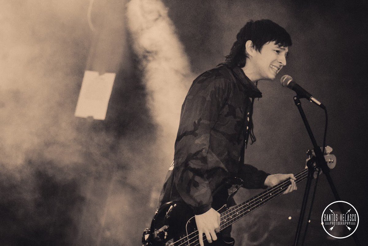 AND I KNOW JUST WHERE MY HEART BEATS
BUT I FORGET WHEN I’M LONELY
AND WITH NO RHYME OR REASON
YOU’RE THE ONLY THING I BELIEVE IN
§