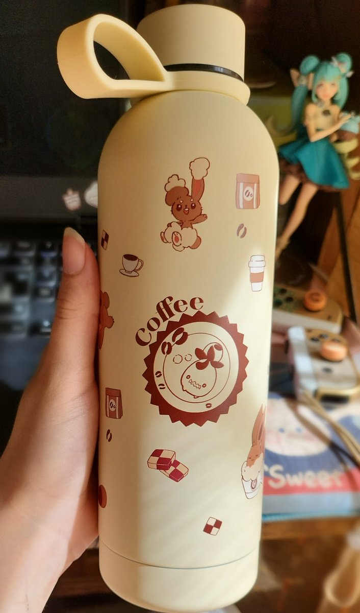 Sugahri's tweet photo. Hello I made Stainless steel water bottles!!! ☕️🍵 https://t.co/krqEMGj19f