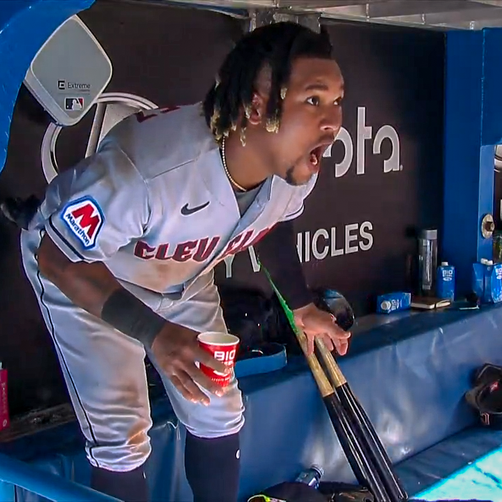 Watching Hosey homer on his birthday for the fourth time.

#ForTheLand