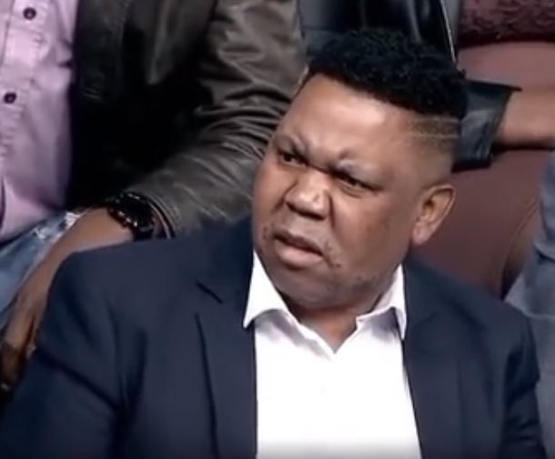 Umalumewabantu's tweet image. You focus on porous borders but you invite aliens to make silly demands in our country. 

So much disrespect for South Africans 

#WetheNation